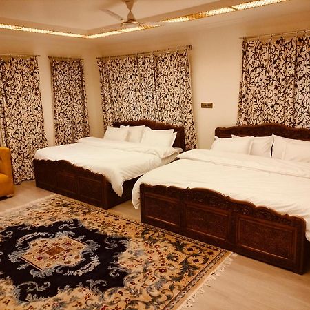 New Zamrood Holiday Home Srīnagar Zewnętrze zdjęcie